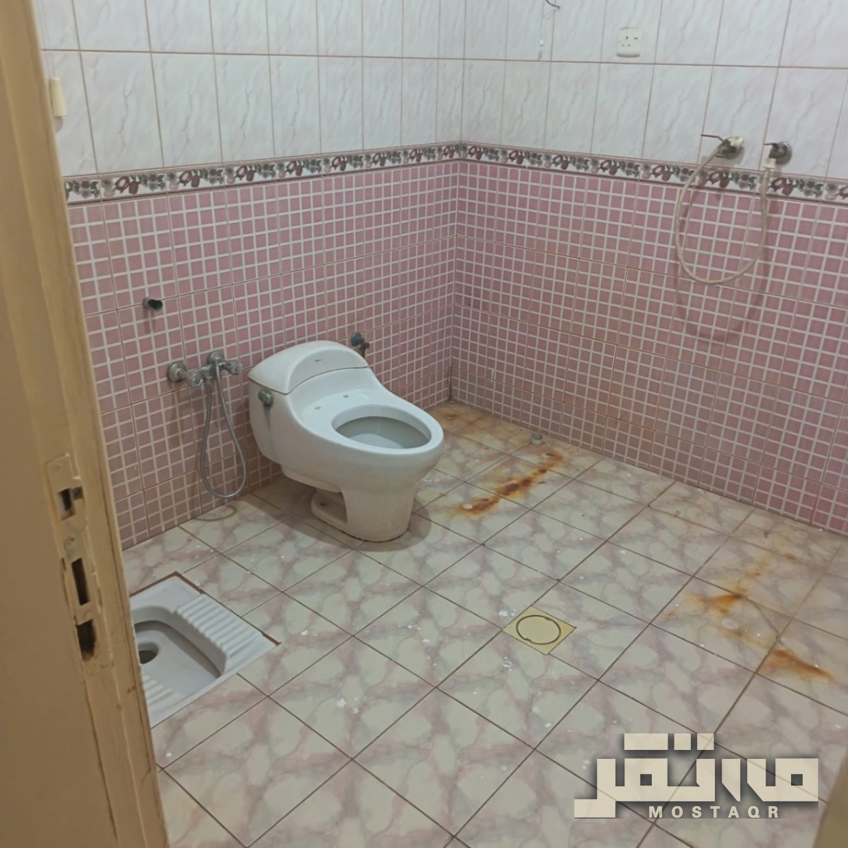 فيلا للإيجار في حي المنتزه الغربي حائل — الصورة الرئيسية