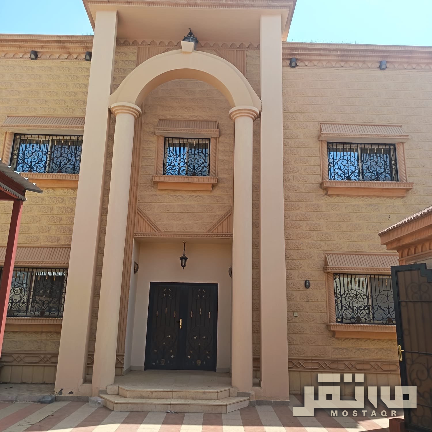 فيلا للبيع في حي الجبل حائل — صورة 2