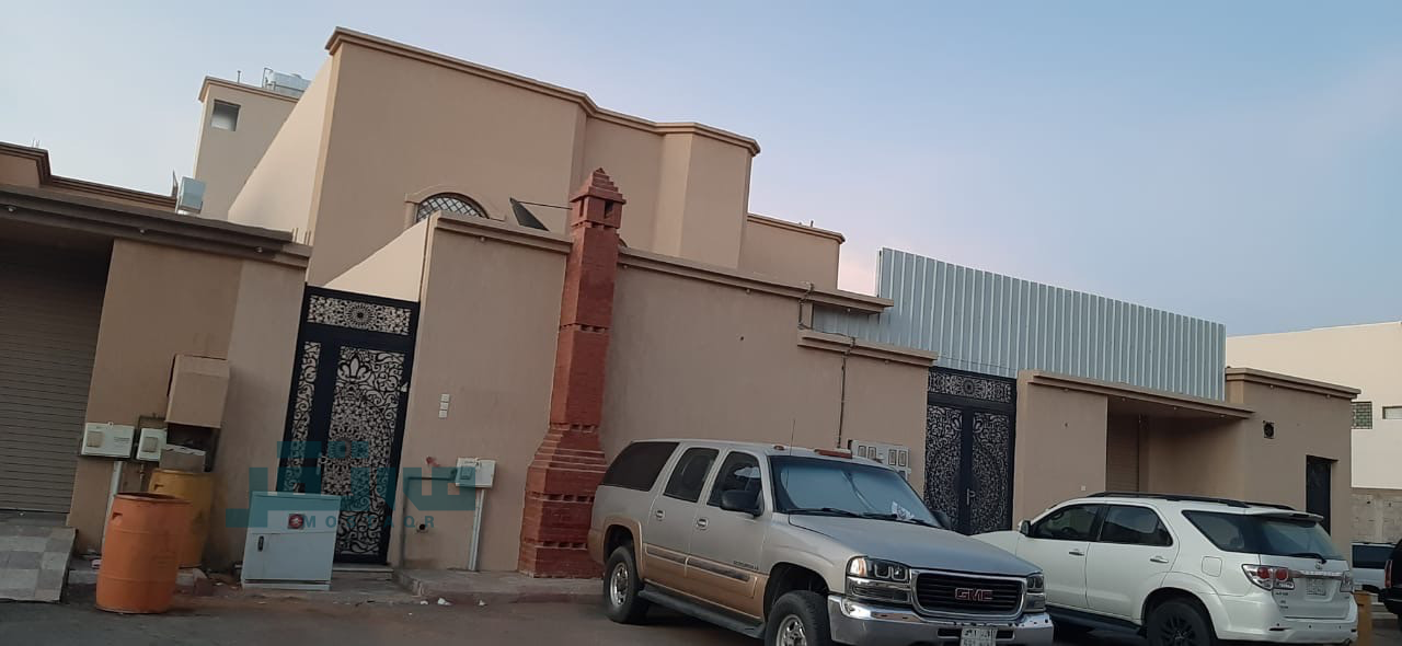 فيلا للبيع في حي الجبل حائل — صورة 1